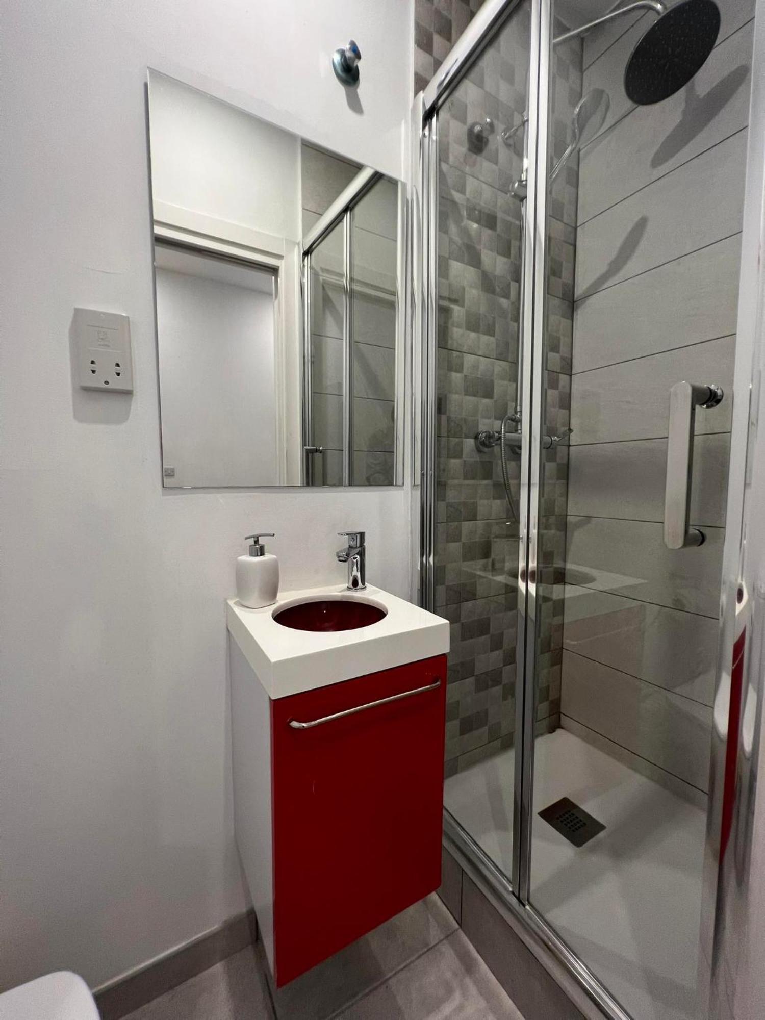 Apartamento 2Br And 2Ba In The Zoko Cozy And Convenient Gibraltar Exterior foto